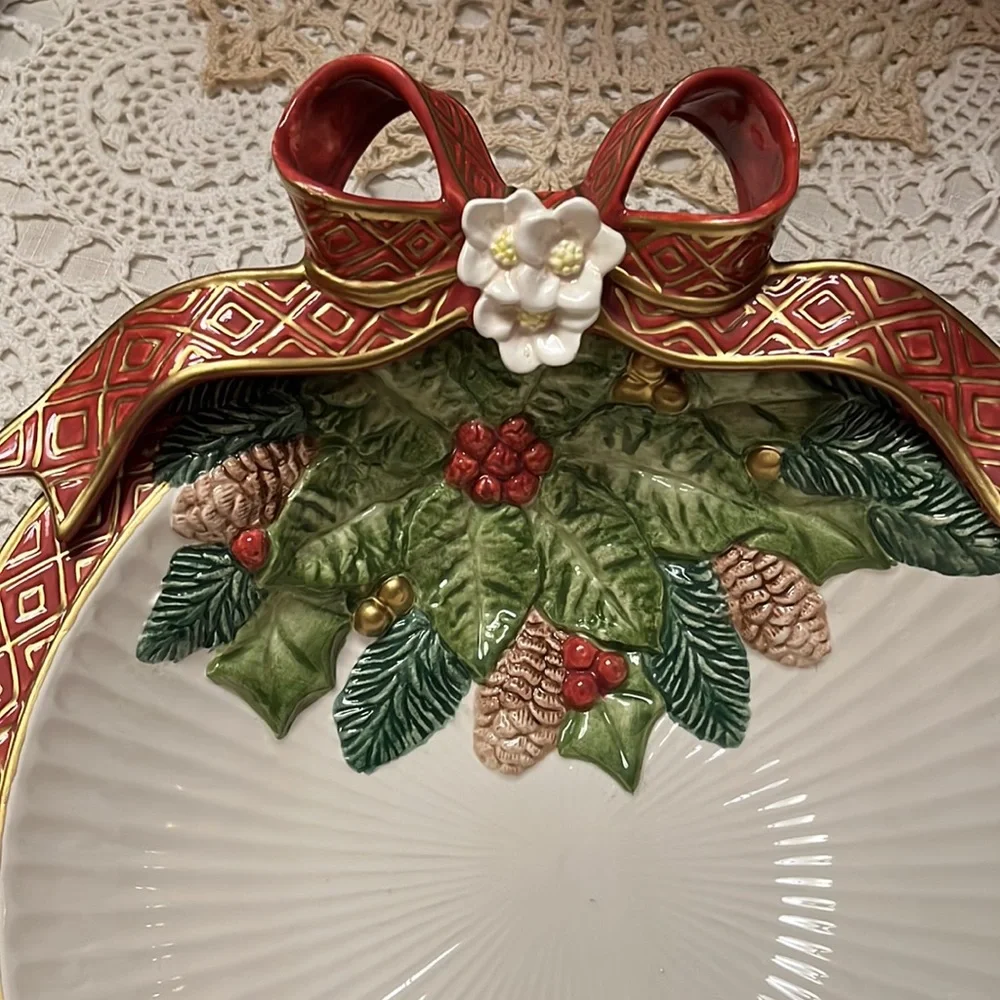 HP 🎉 Fitz and Floyd Christmas Rose bowl NWT